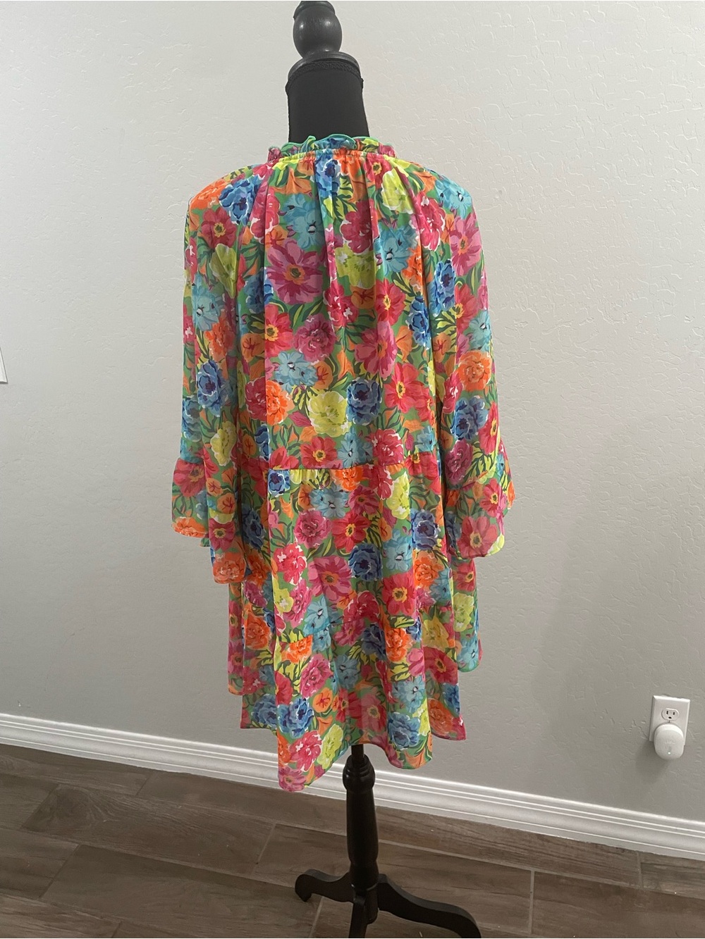 BNWOT Show Me Your MuMu Voila Floral Mini Dress - Picture 6 of 7
